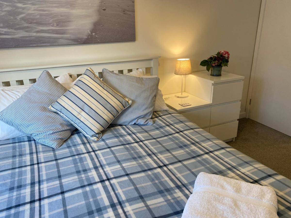 Trafalgar, Lovely Ground Floor Flat With Outside Patio Garden, Minutes Walk To Seafront ซีวิว ภายนอก รูปภาพ